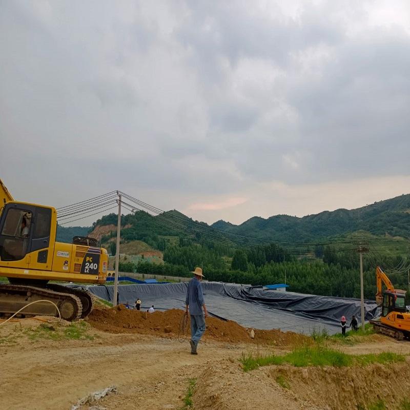 geomembrane hdpe.jpg